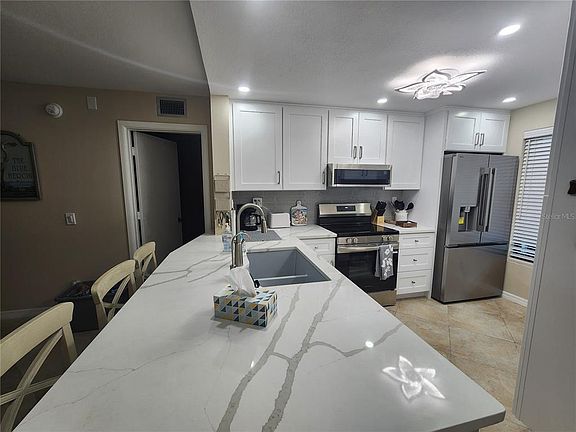 3rd image of 6361 Bahia Del Mar Blvd APT 104