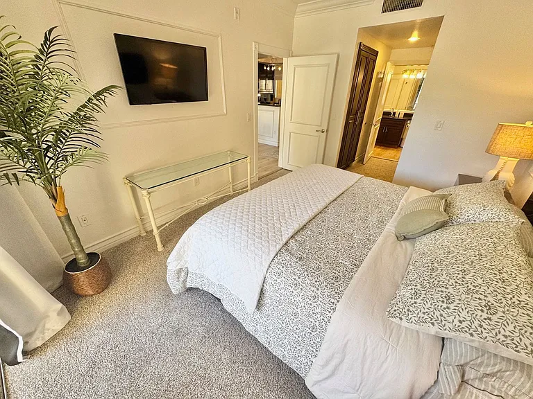 260 E Flamingo Rd #203 — Photo 11
