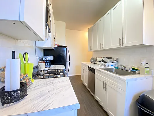Rented by Compass | media 3