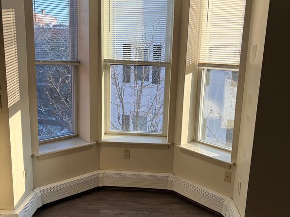 9 Odd Fellows Ave #301