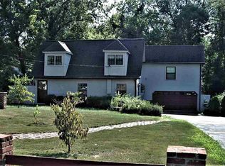 101 Valley Rd, Paducah, KY 42001