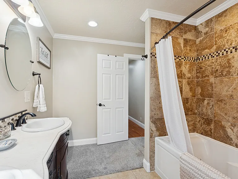 278 N Many Lakes Dr — Photo 20