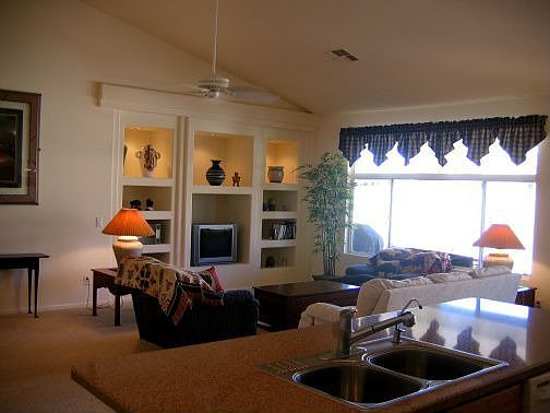 Custom lighting in niches
