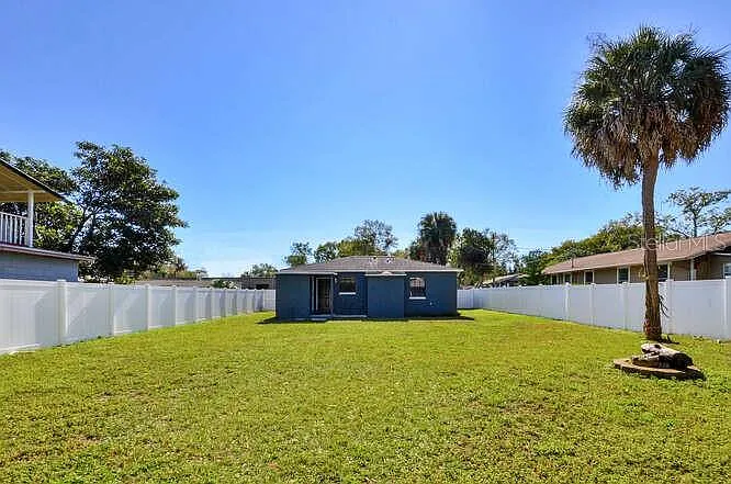 816 E Frierson Ave — Photo 5