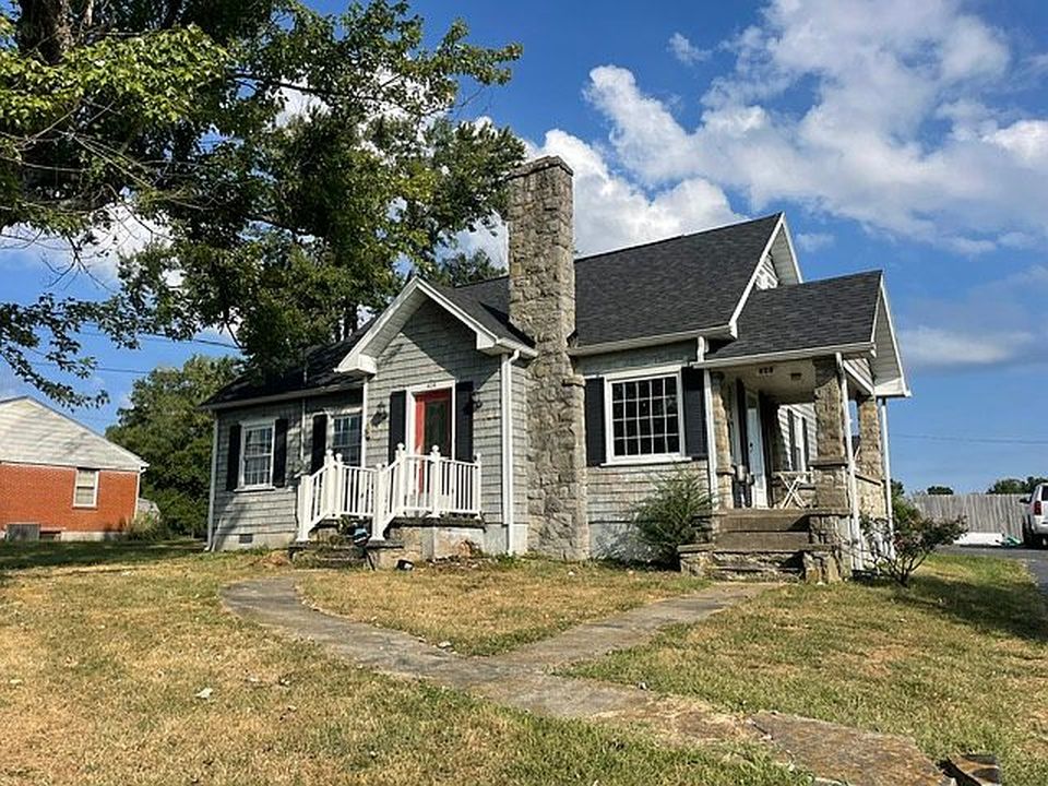 828 W Main St - Property Image