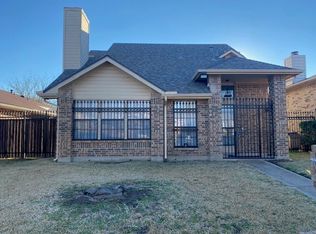 2716 Oak Bend Ln, Dallas, TX 75227