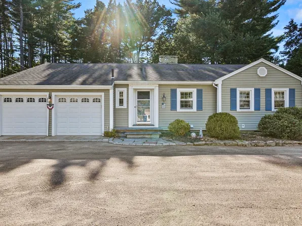 10 Pinewood Dr, West Boylston, MA 01583