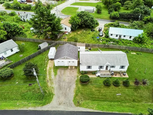 116 New County Road, Rockland, ME 04841