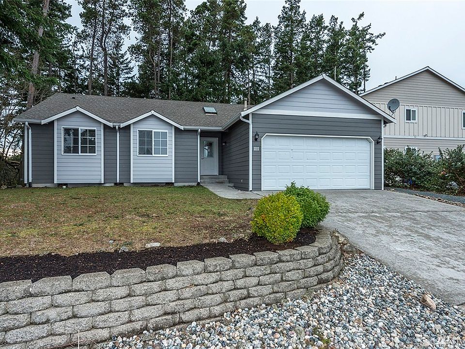 1st image of 1111 NW Elwha Ct