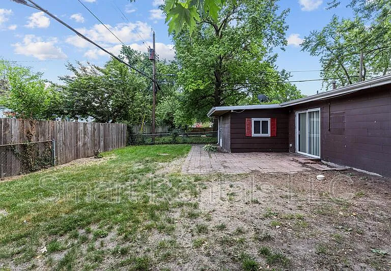 1395 Bluebird Dr — Photo 18