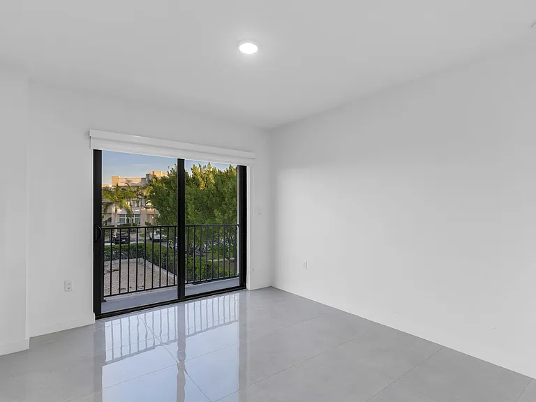 26103 SW 145th Ave — Photo 8