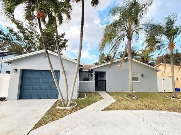 8971 SW 9th St, Boca Raton, FL 33433