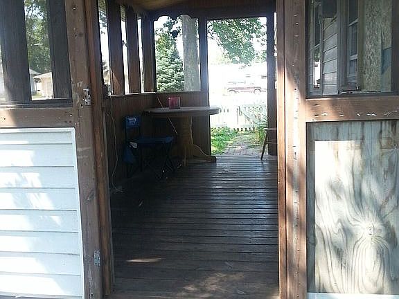Screened porch 