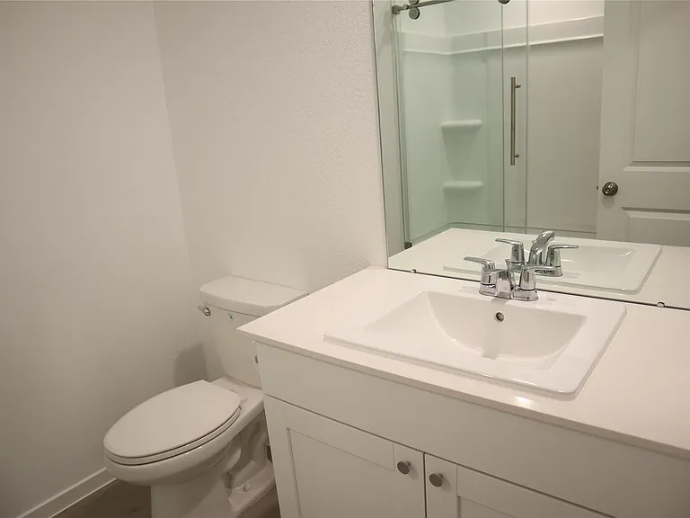 216 Lantana Ln — Photo 29
