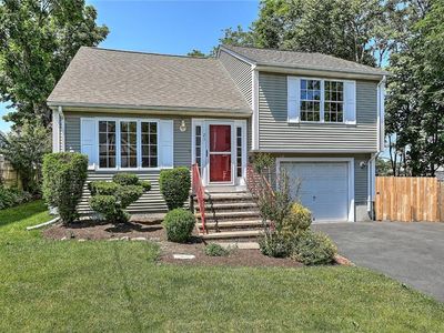 21 Gerald St, Pawtucket, RI, 02860