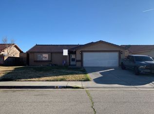2148 Natalie Dr, Rosamond, CA 93560