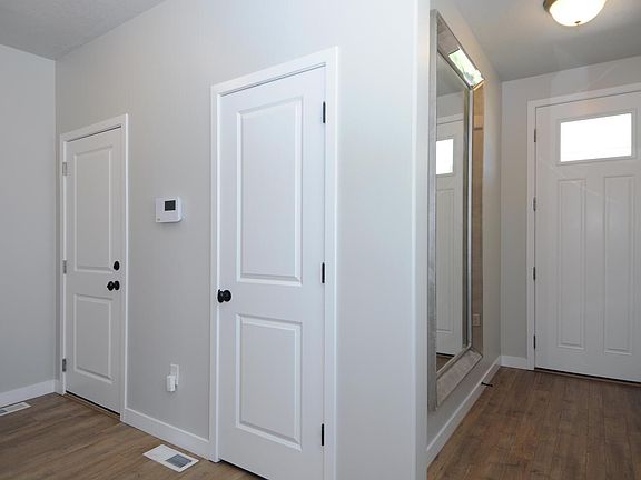 3rd image of 5656 W Mule Ears Ln