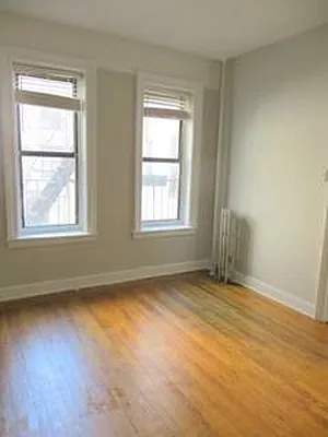 Rented by Smart NY Realty LLC | media 8