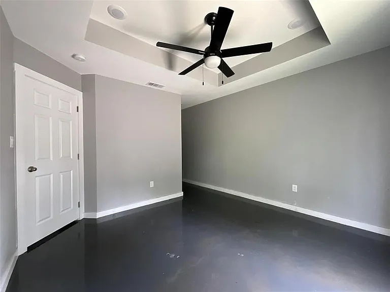 115 Isabella St — Photo 17