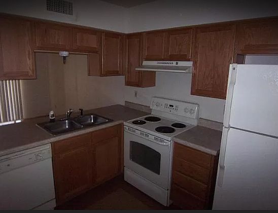 2nd image of 408 E Julep St #4