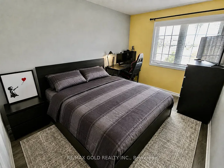 1061 Nadalin Hts — Photo 17