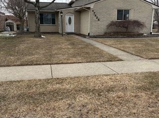 47825 N Chrys Rd W, Macomb, MI 48044