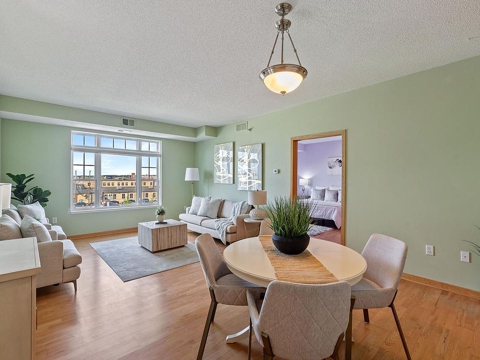 1st image of 619 8th St SE Unit 410