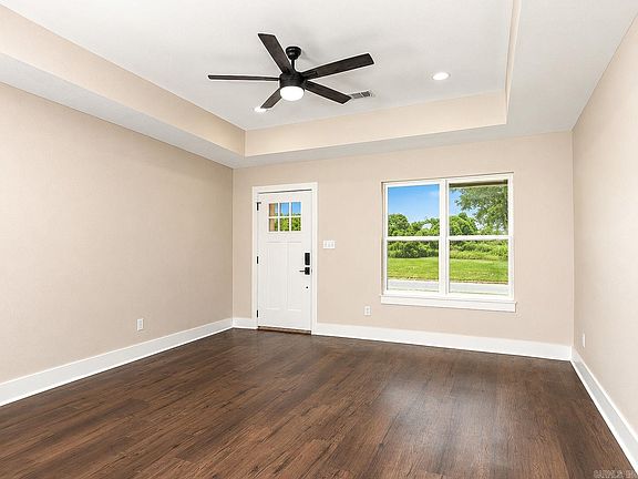 4th image of 2710 S Belair