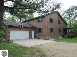 4075 Lund Rd SW, Fife Lake, MI 49633