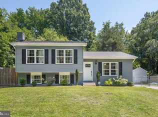 2100 Briarwood Dr, Waldorf, MD 20601