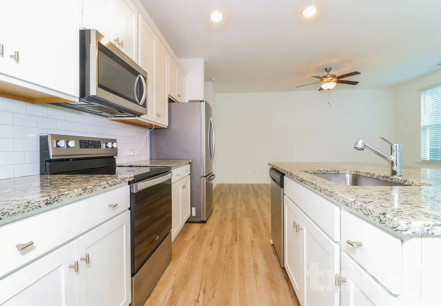 2055 Rosemary Park Ln Lawrenceville GA — Photo 3