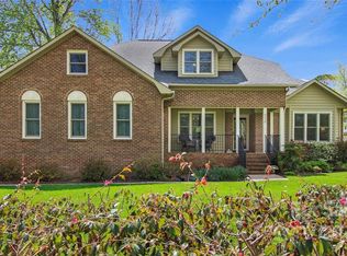 8438 Fairfield Forest Rd, Denver, NC 28037