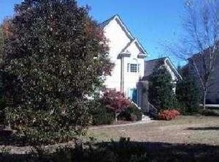 5517 Sunstar Ct, Charlotte, NC 28226