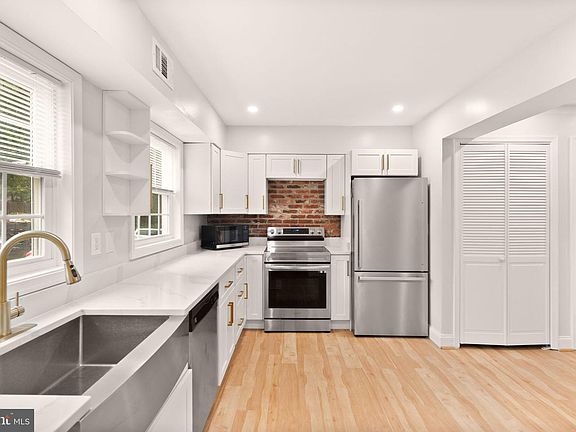 4th image of 8210 Tory Rd #139