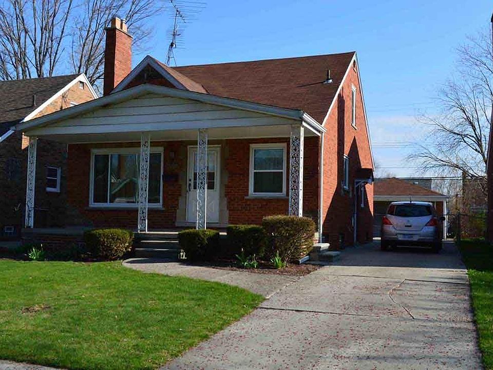 1st image of 20505 Lochmoor St