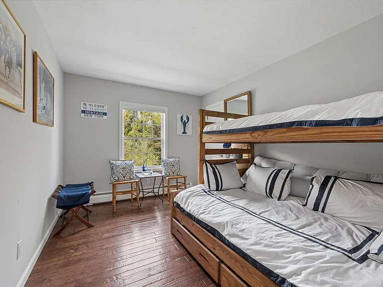 2 Tracy Dr — Photo 23