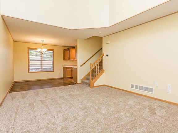 3rd image of 2549 11th Ave