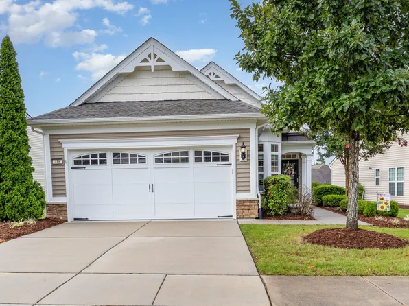 418 Horatio Ct, Cary, NC 27519