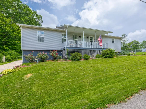 78 Gray Rd, Signal Mountain, TN 37377