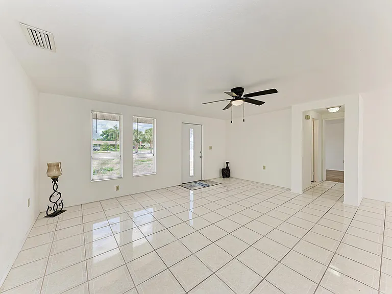 3602 63rd St W — Photo 9