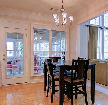 5th image of 3431 Belridge Dr SE
