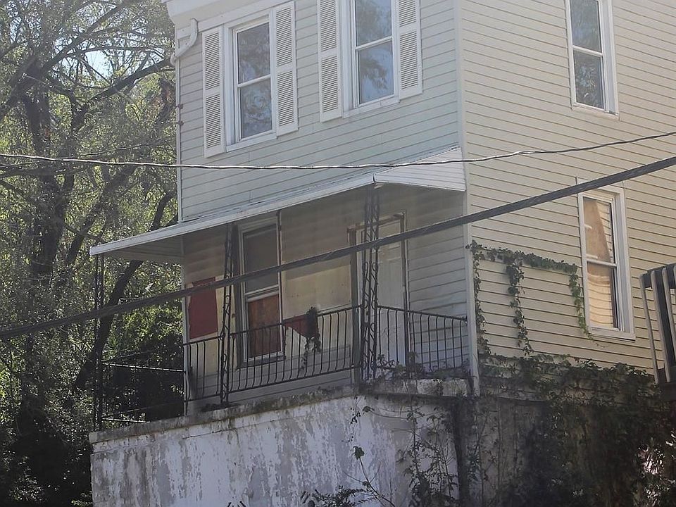1st image of 1865 Westwood Ave