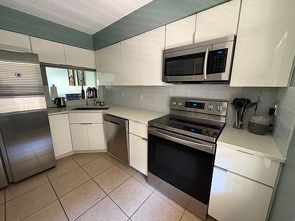 2nd image of 7294 Cloister Dr APT 17