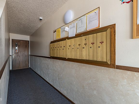 4th image of 2910 Ontario Lane