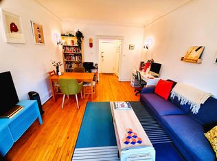 6901 N Sheridan Rd #2B, Chicago, IL 60626