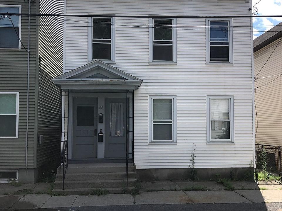 1st image of 38 Exchange St Floor 2