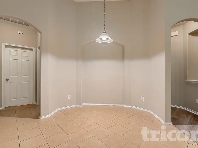 1820 Abby Creek Dr — Photo 19