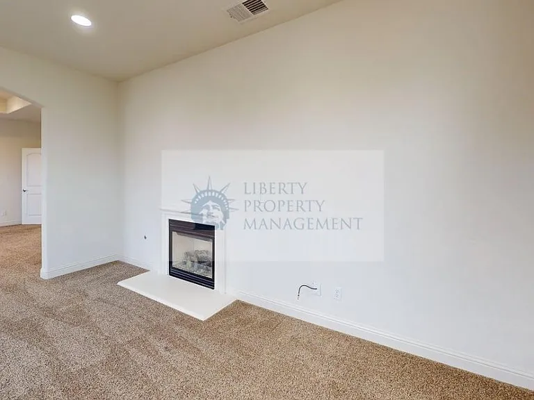 833 Branding Iron St — Photo 8