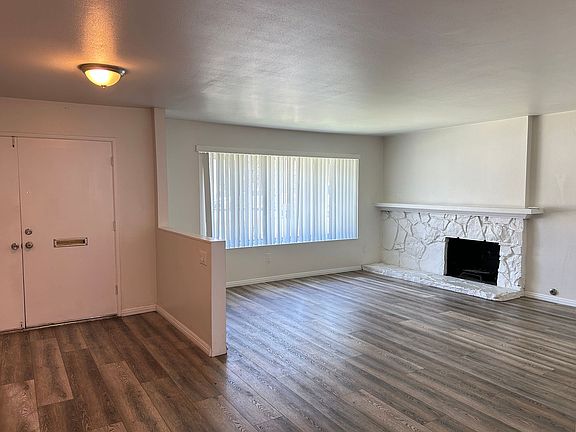4th image of 141 N Fonda St