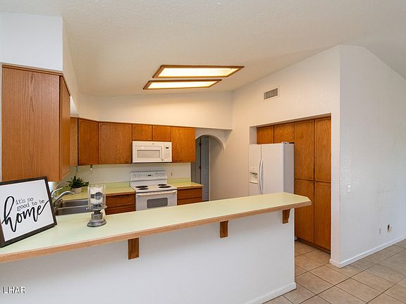 5th image of 3464 Mockingbird Dr